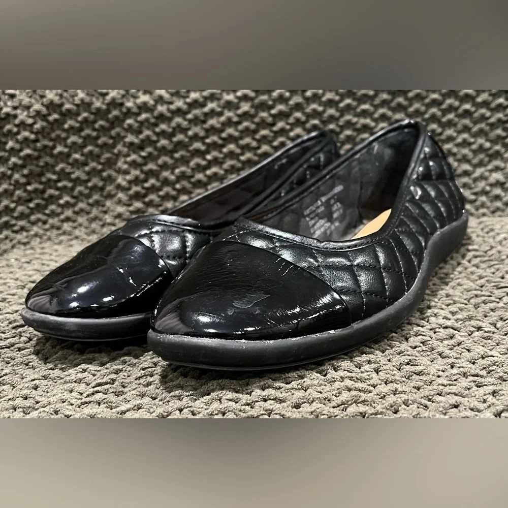 Time & Tru Slip-On Flats, Quilted Texture w/Toe & Heel Patent Detail; Size 7